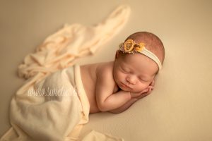 SWIETIES_NEWBORN_FOTOGRAFIE_FOTOGRAAF_MECHELEN_HOVE_BRASSCHAAT_KAPELLEN_MECHELEN_BERCHEM_LINT_WILRIJK_KONTICH_LIER_EDEGEM_BOECHOUT_ANTWERPEN_TEMSE_BORNEM_VILVOORDE_FAMILIEPORTRET