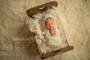 SWIETIES_FINE_ART_NEWBORN_FOTOGRAFIE_FOTOGRAAF_LOKEREN_GENT_ST_NIKLAAS_LEUVEN_KONTICH_DUFFEL_LIER_BORGERHOUT_MECHELEN_HOVE_LINT_WILRIJK_BOECHOUT_ANTWERPEN_ST-NIKLAAS_EDEGEM_FAMILIEPORTRET