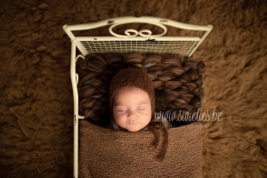 SWIETIES_FINE_ART_NEWBORN_FOTOGRAFIE_FOTOGRAAF_LOKEREN_GENT_ST_NIKLAAS_LEUVEN_KONTICH_MORSEL_DUFFEL_LIER_BORGERHOUT_MECHELEN_HOVE_LINT_WILRIJK_BOECHOUT_ANTWERPEN_ST-NIKLAAS_EDEGEM_FAMILIEPORTRET