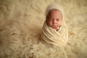 SWIETIES_NEWBORN_FINE_ART_FOTOGRAFIE_FOTOGRAAF_LOKEREN_GENT_ST_NIKLAAS_LEUVEN_KONTICH_DUFFEL_LIER_BORGERHOUT_MECHELEN_HOVE_LINT_WILRIJK_MORSEL_BOECHOUT_ANTWERPEN_ST-NIKLAAS_EDEGEM_FAMILIEPORTRET