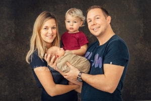 SWIETIES_NEWBORN_FOTOGRAFIE_FOTOGRAAF_LOKEREN_GENT_ST_NIKLAAS_LEUVEN_KONTICH_DUFFEL_LIER_BORGERHOUT_MECHELEN_HOVE_LINT_WILRIJK_BOECHOUT_ANTWERPEN_ST-NIKLAAS_EDEGEM_FINE_ART_FAMILIEPORTRET