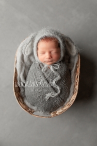 SWIETIES_NEWBORN_FOTOGRAAF_KAPELLEN_ANTWERPEN_LOKEREN_GENT_LEUVEN_KONTICH_DUFFEL_LIER_BORNEM_MECHELEN_WILRIJK_ANTWERPEN_ST-NIKLAAS_EDEGEM_FINE_ART_FAMILIEPORTRET