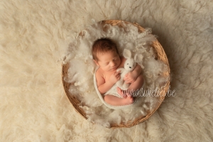 SWIETIES_NEWBORN_FOTOGRAAF_KAPELLEN_LOKEREN_GENT_LEUVEN_KONTICH_DUFFEL_LIER_LINT_MECHELEN_WILRIJK_ANTWERPEN_ST-NIKLAAS_EDEGEM_FINE_ART_FAMILIEPORTRET