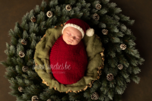 SWIETIES_NEWBORN_FOTOGRAAF_ANTWERPEN_KAPELLEN_LOKEREN_GENT_KONTICH_DUFFEL_LIER_LINT_MECHELEN_ST-NIKLAAS_EDEGEM_FINE_ART_FAMILIEPORTRET