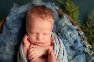 SWIETIES_NEWBORN_FOTOGRAAF_ANTWERPEN_KAPELLEN_LOKEREN_GENT_LEUVEN_KONTICH_DUFFEL_LIER_LINT_BONHEIDEN_ZEMST_ST-NIKLAAS_EDEGEM_FINE_ART_FAMILIEPORTRET