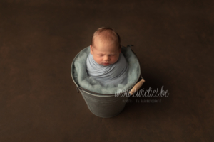 SWIETIES_NEWBORN_FOTOGRAAF_ANTWERPEN_KAPELLEN_LOKEREN_GENT_LEUVEN_KONTICH_DUFFEL_LIER_LINT_MECHELEN_MORTSEL_ZEMST_EDEGEM_FINE_ART_FAMILIEPORTRET